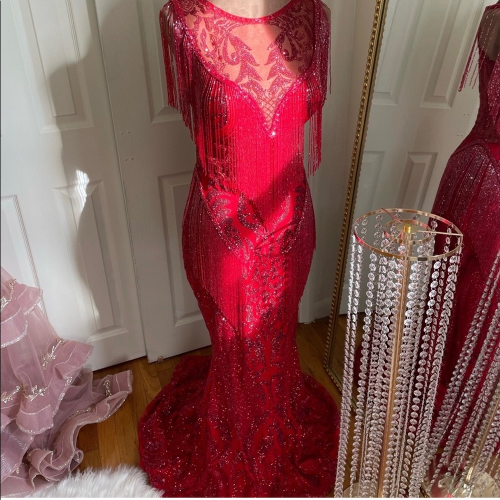 Reposhed @fancyyfashions , beautiful dress worn a few hours,ready for next owner